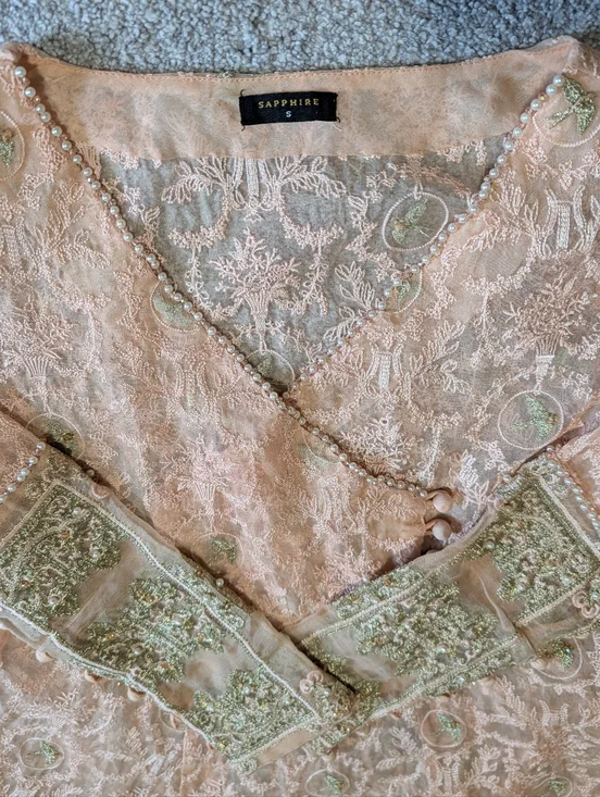 Sapphire Pakistani Kurta Set Small Peach Embroidered Formal Outfit 2 Piece - Picture 6 of 7